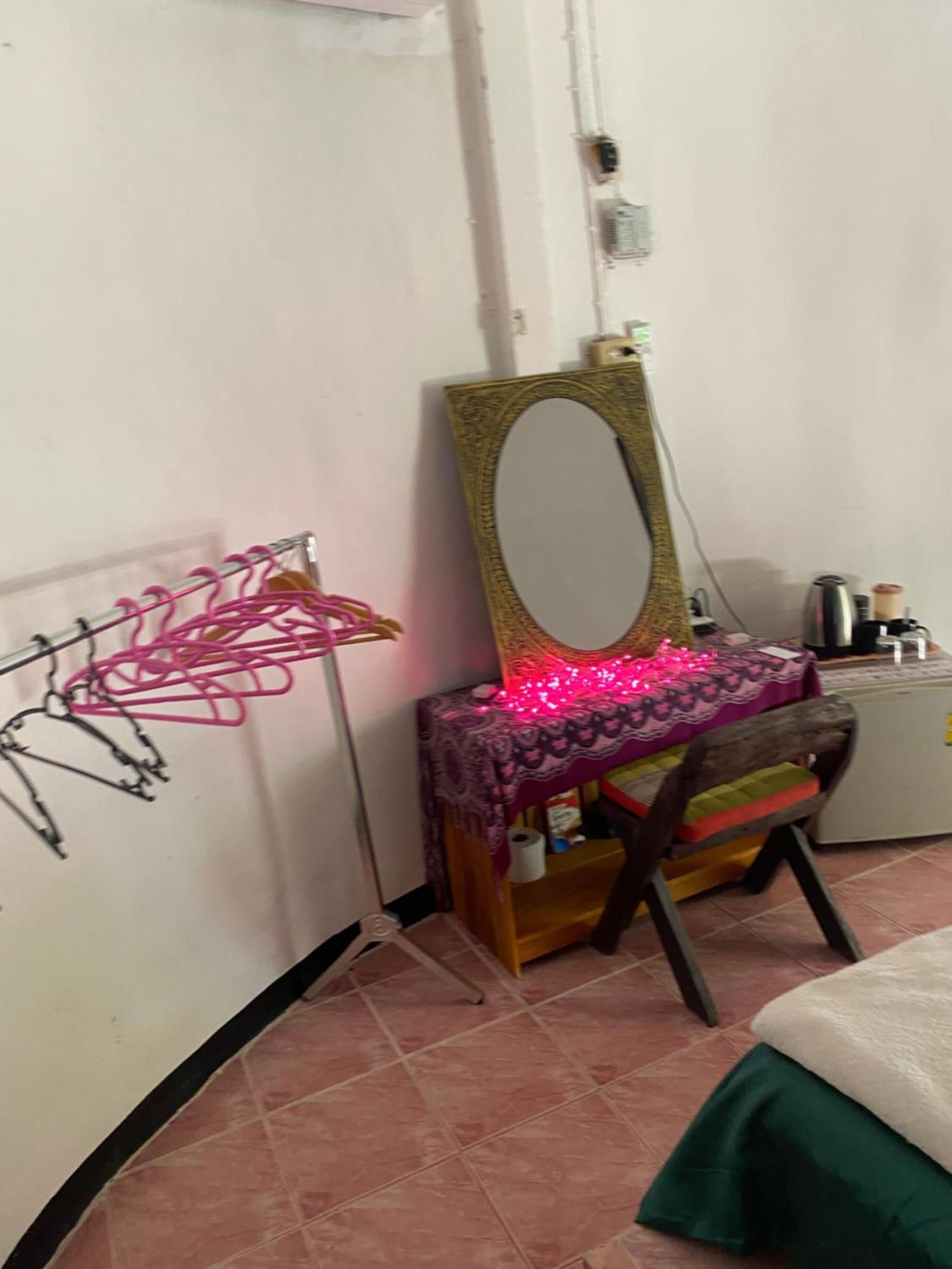 Hutofhappiness Apartment Тонгсала Екстериор снимка
